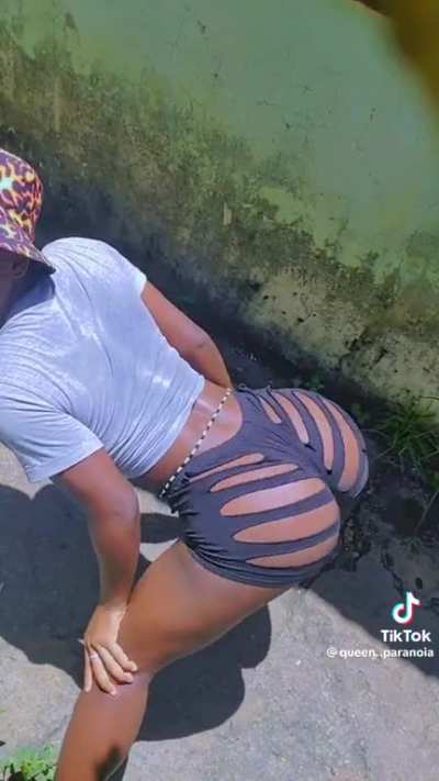 If yall say shape>>>size gimme a like