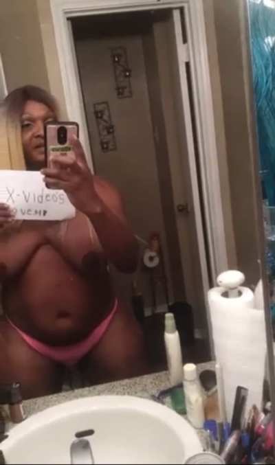 XXX vids for sell $40 for entire video folder. Cashapp required