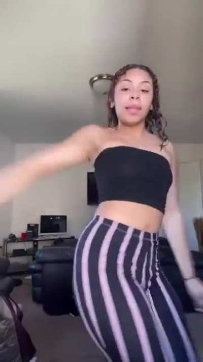 One of my favorite tik tok flare pants twerks ❤️