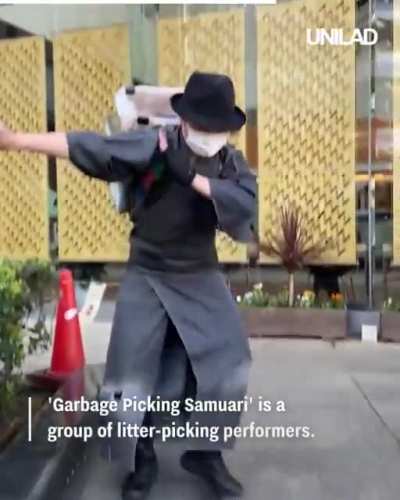 &ldquo;While you were partying, I was studying the trash can&rdquo;