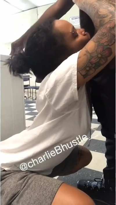 "CBH GIVING QUICKY" 😍😈 #Get# Full Vids folder in comments 👌🏾👇🏾