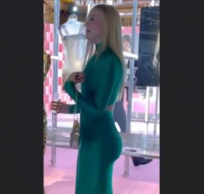 Elle Fanning - Big Butt Compilation