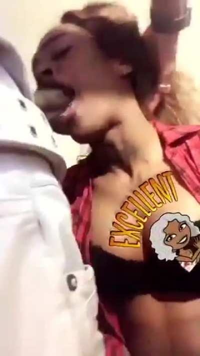 👀