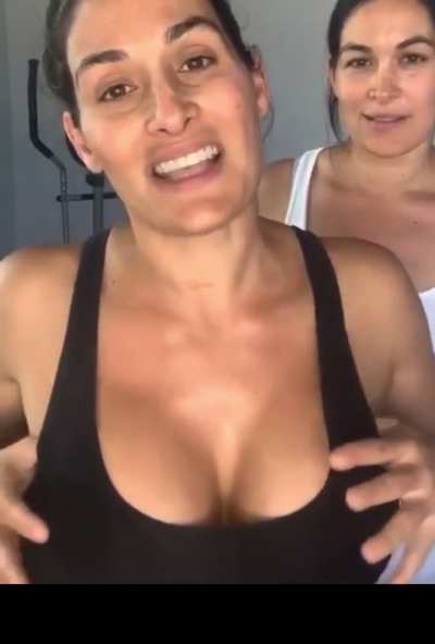 Nikki Bella