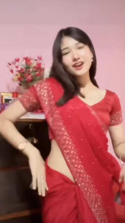Saree beauty 😍