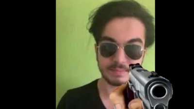 POV:Por&ccedil;ay eline veriyor