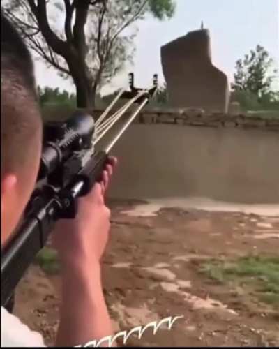 Scoped slingshot