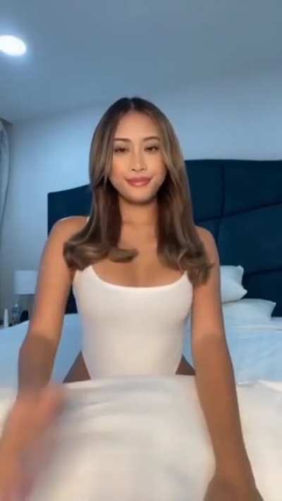 There ain't no Asian with thicc thighs(share the love)