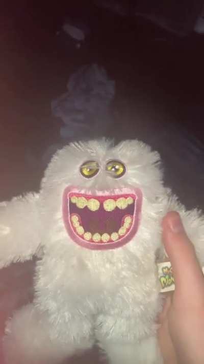 My friend told me he planted a bomb in my mammot plush