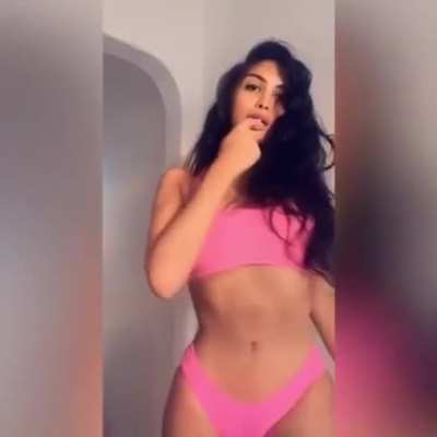 Ass in pink bottoms