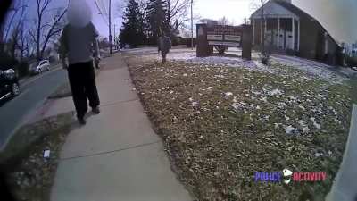 Man steals woman's purse right in front of cop then throws suicidal tantrum before being tazed