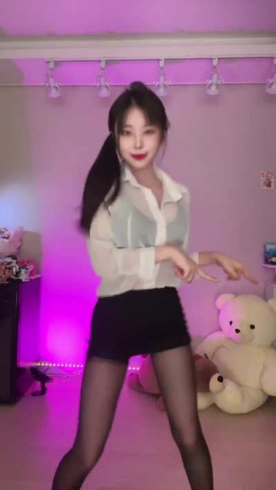 Tight skirt
