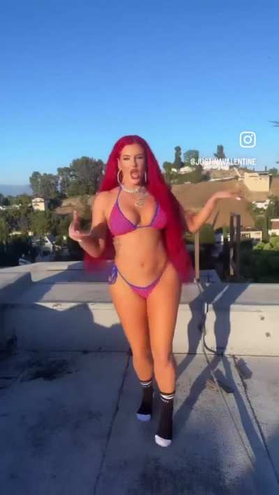 😍