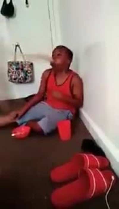 mom abusive over son not eating worms
