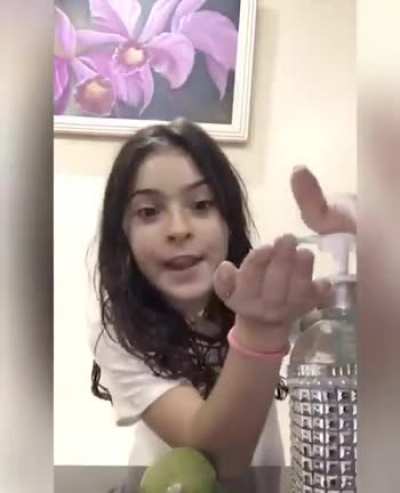 o corona esta no ar.