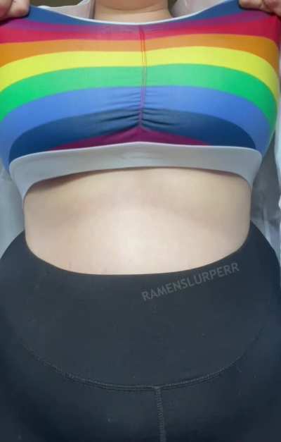 [Drop] what you&rsquo;re doing and look at this rainbow!