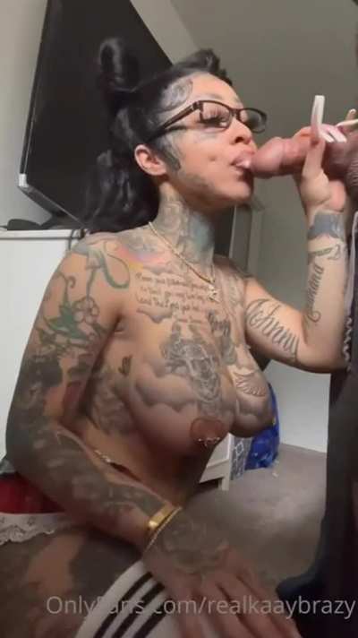 Who needs some Sucky sucky 👅👅💦 Full new Vid in comments 👇🏾👌🏾