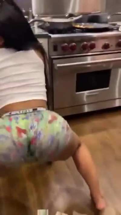 JaydaWayda @jaydawayda