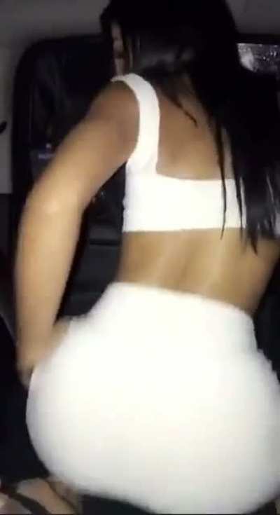 Different Car Twerk