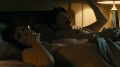 Maggie Gyllenhaal !