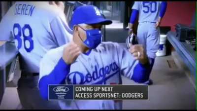 Doc gettin&rsquo; down to Snoop