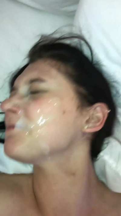 Brunette Huge Facial