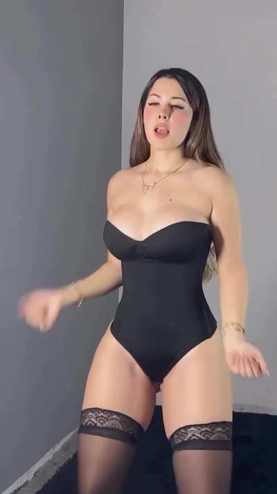 Great jiggle (Crosspost from bigti<wbr>tsinb<wbr>ikini<wbr>s)