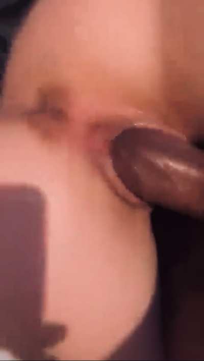 She an itty bitty white girl but she take a thick black hog easily