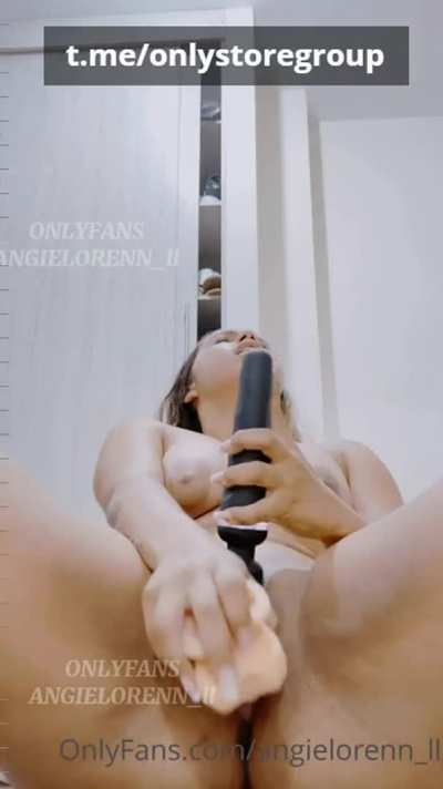 Angie Lorenna 🥵