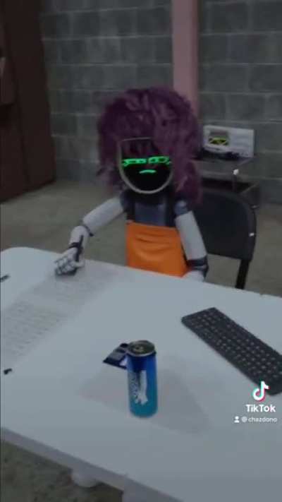 She&rsquo;s hot