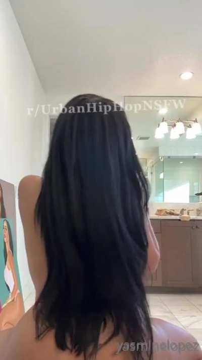 Topless twerking