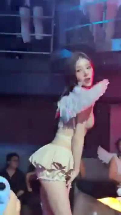 Heejin