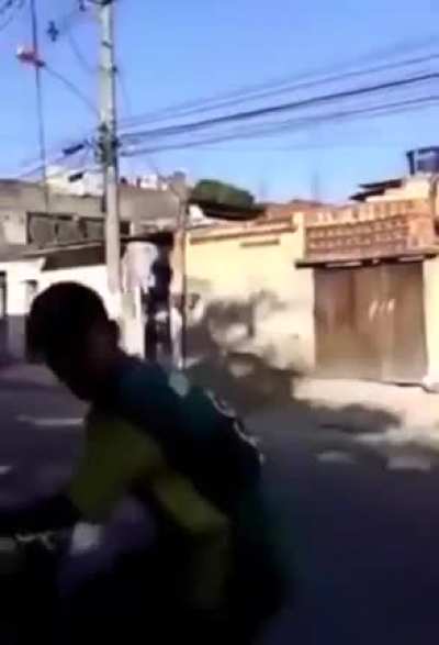 Pega a tampa ae em japon&ecirc;s