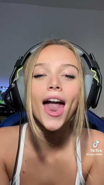 I need to try those tongue tricks