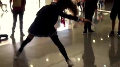 Fiz uma edit do ycaro dan&ccedil;ando pq sim ._.