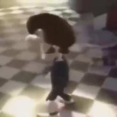 😳
