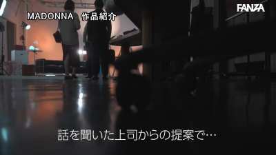 "I keep reminding myself that me modeling nude was my husband's idea, not mine!" ... Yuri Oshikawa in JUQ-886