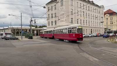 Der letzte Betriebstag der E1 Stra&szlig;enbahnen ist vorbei. Danke f&uuml;r euren &uuml;ber 50 Jahre langen Dienst