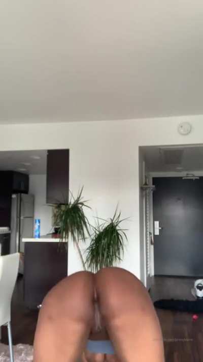 P!ssybl@ire, get her mega in comment