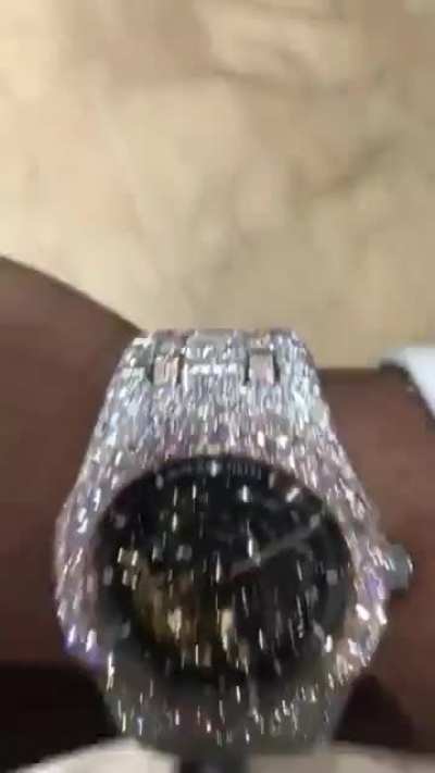 &ldquo;AP two tone skeleton shine, chandelier girl&rdquo; 💎