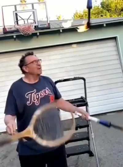 This guy doing it for the dudes