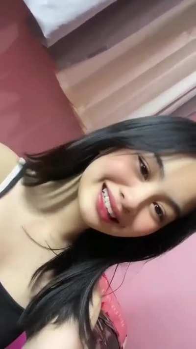 Pretty chesca 🥰