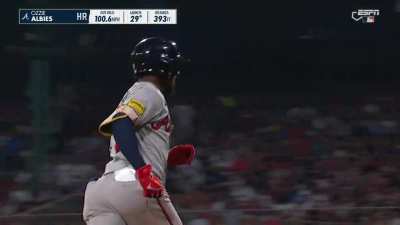 [Highlight] Ozzie Albies breaks the scoreless tie with a three-run homer to right field