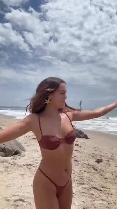 Bailee Madison
