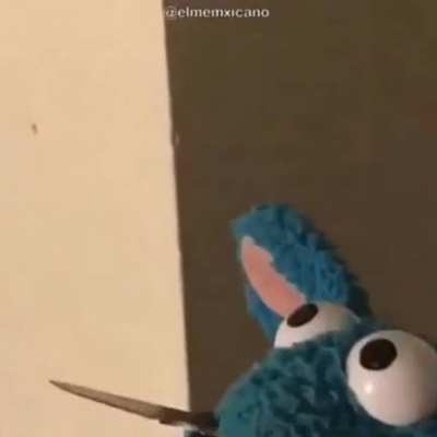 Meu priminho:eu tava jogando no seu pc e ele n&atilde;o que ligar mais.eu: