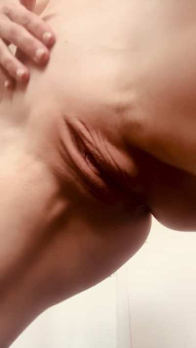 Waiting to hear what you say when I&rsquo;m doing this infront of you. Remember you need to get me wet 