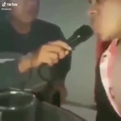 calma l&aacute;