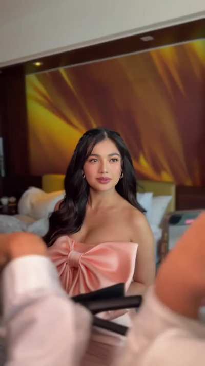 Jane De Leon