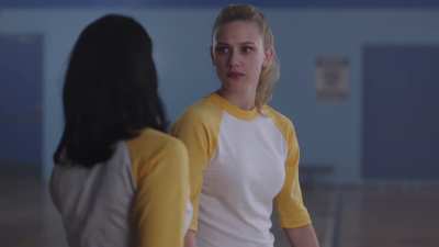Camila Mendes & Lili Reinhart