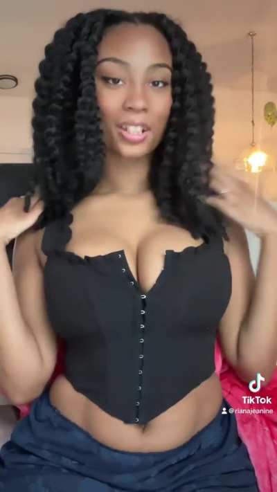 @rianajeanine
